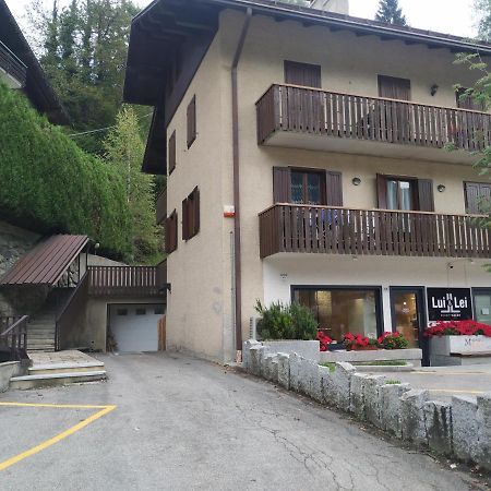 Ferienwohnung La Mansarda Di Emma Pinzolo Exterior foto