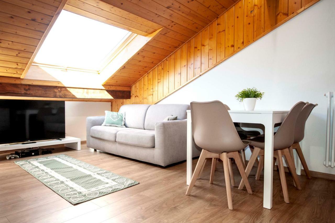Ferienwohnung La Mansarda Di Emma Pinzolo Exterior foto