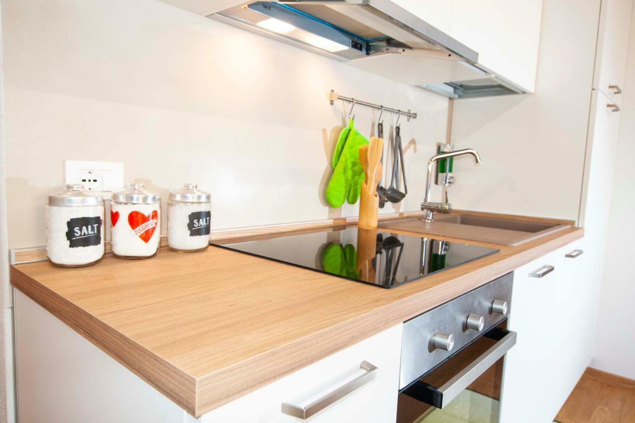 Ferienwohnung La Mansarda Di Emma Pinzolo Exterior foto