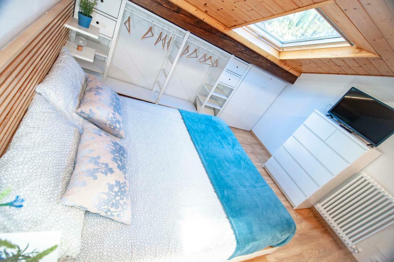 Ferienwohnung La Mansarda Di Emma Pinzolo Exterior foto